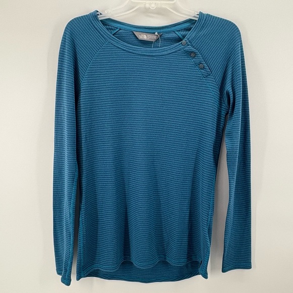 The North Face sz Small Egyptian Blue Long Sleeve Cresting Shirt New - Picture 1 of 11